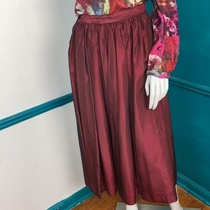 Vintage wine taffeta circle skirt with pockets